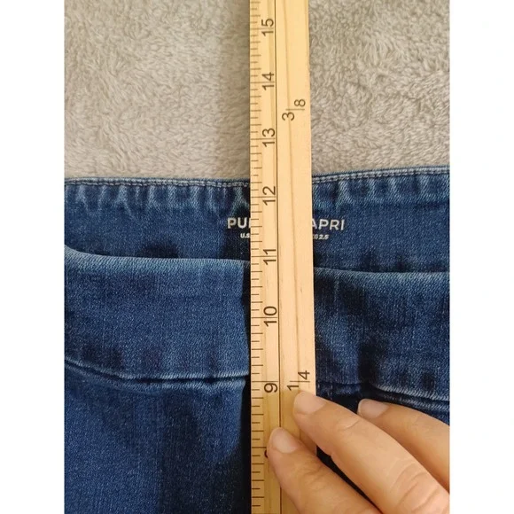 Chicos Pull On Capri Jeans Sz 14 Blue Denim Stretch Cropped Stretch Casual - Picture 8 of 12